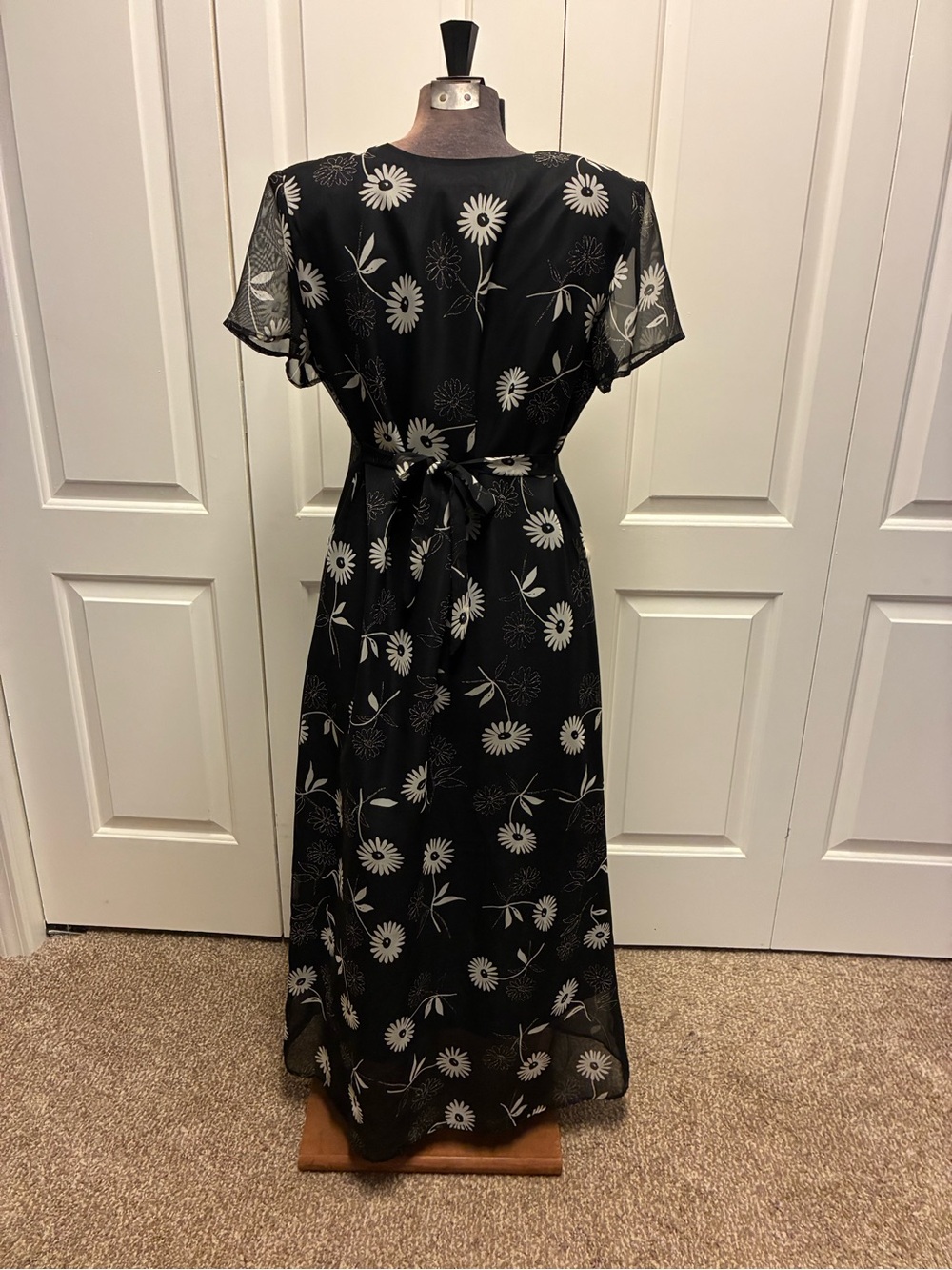 Connie Choi Black Maxi/Midi Dress with White Floral Print - Picture 2 of 11
